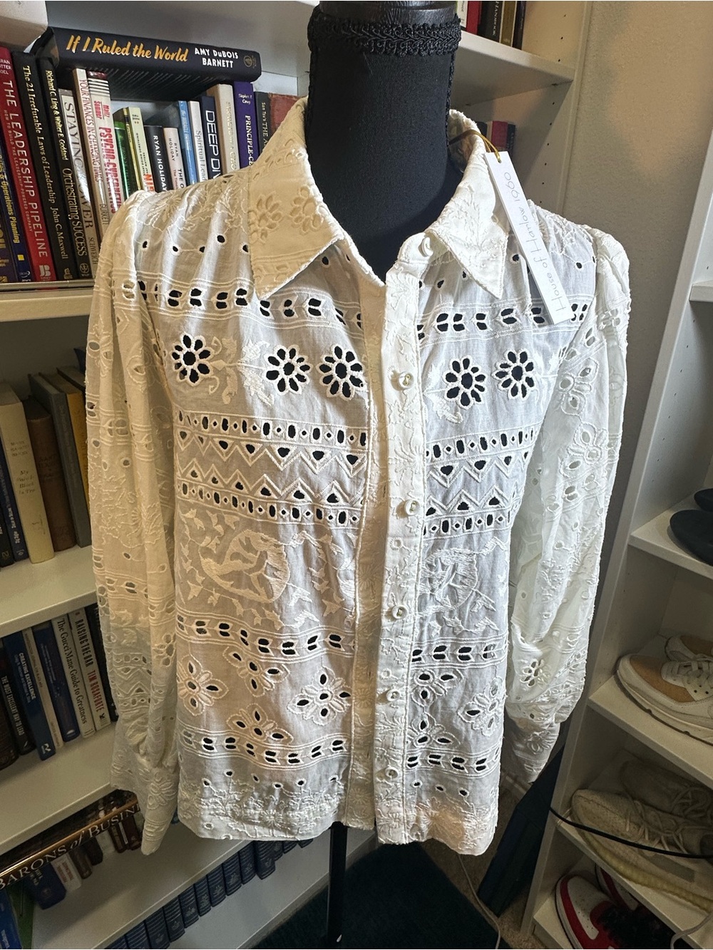 House of Harlow 1960 White Eyelet Button-Up Blouse - Picture 2 of 6